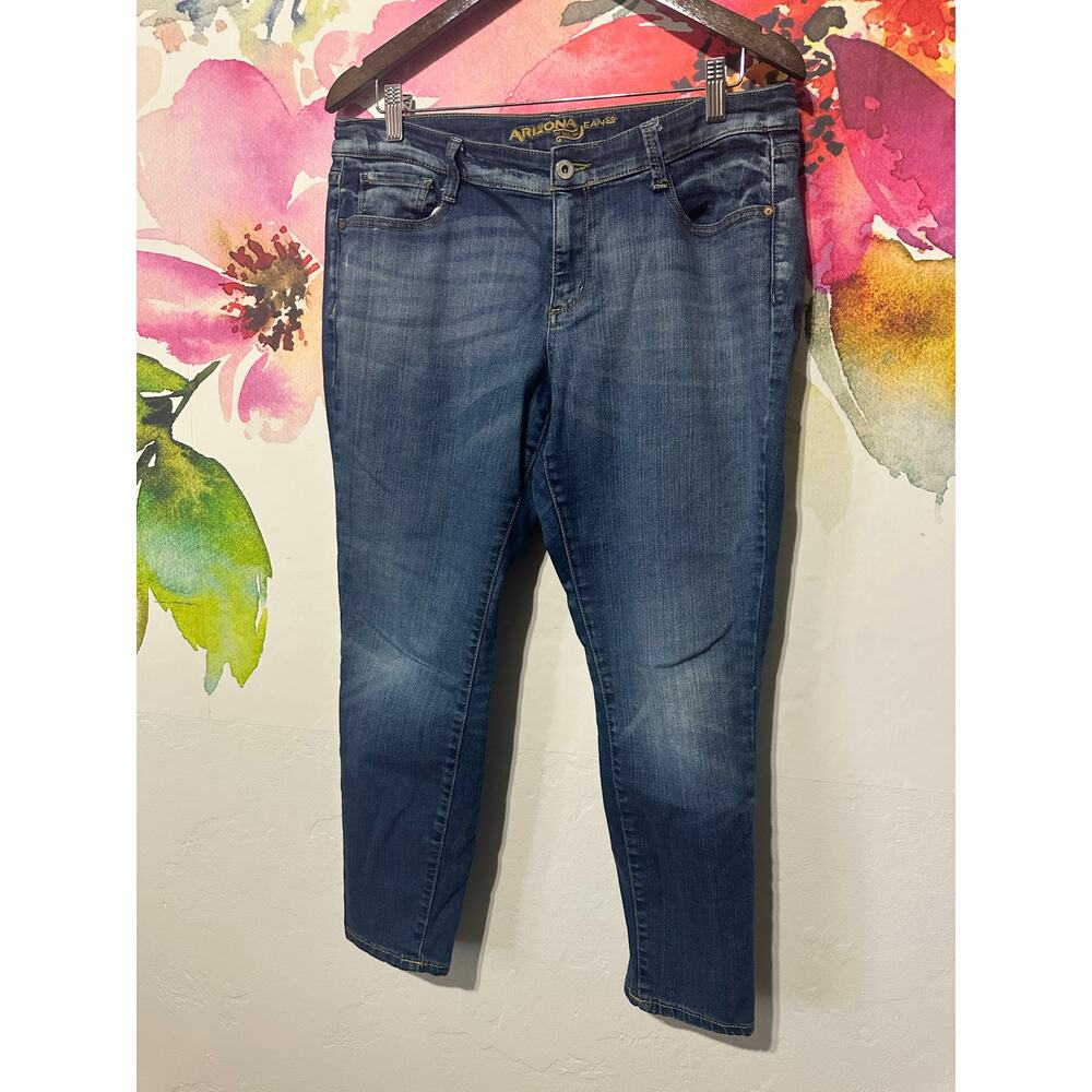 Arizona Jean Size 13 Curvy Super Skinny Lower Rise Retro Stretch Denim short